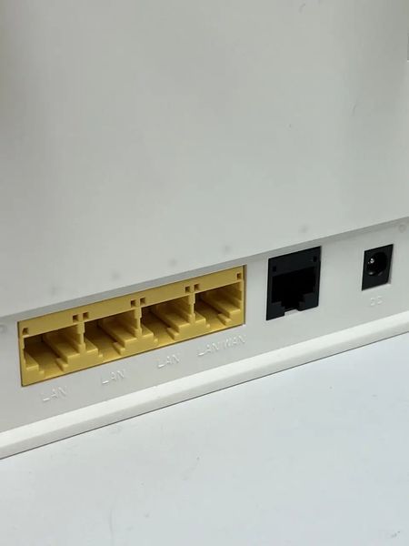 4G LTE WIFI роутер Tianjie R9 Cat. 6 для дому, дачі, офісу R1050/2 фото