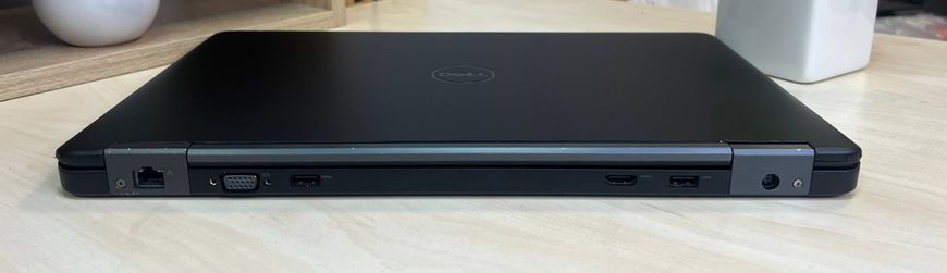 Ноутбук DELL E5550\Core i5-5300 (2,3GHz)\8Gb\SSD 120Gb\15,6" P59 фото