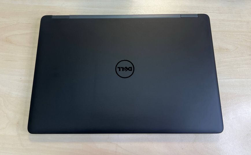 Ноутбук DELL E5550\Core i5-5300 (2,3GHz)\8Gb\SSD 120Gb\15,6" P59 фото