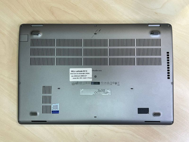 Ноутбук DELL 5510\Intel Core I5-10310U\ (1,7GHz)\16Gb\SSD128Gb\15" P55 фото