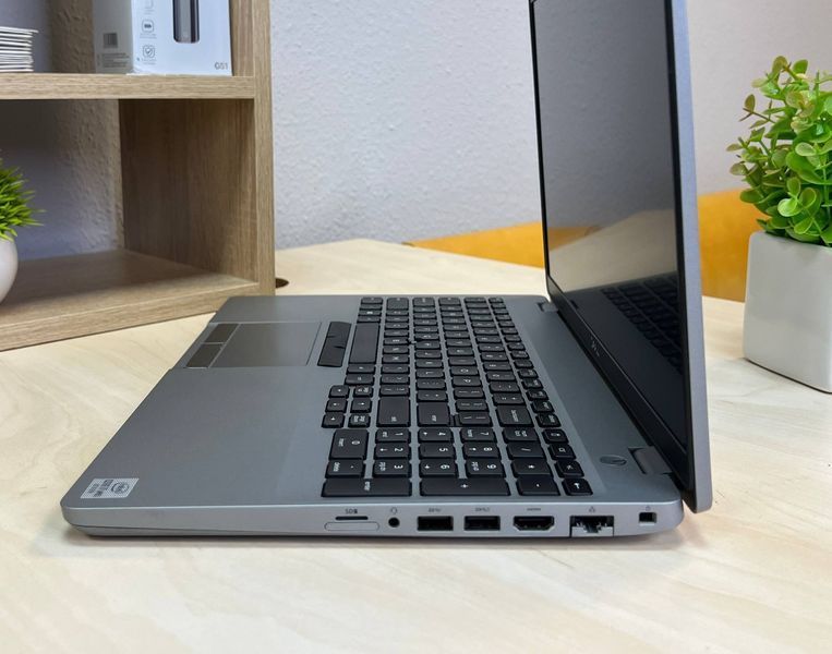 Ноутбук DELL 5510\Intel Core I7-10810U\ (1,7GHz)\16Gb\SSD 240Gb\15,6" P57 фото