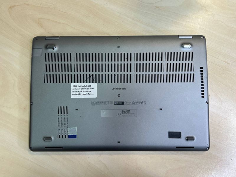 Ноутбук DELL 5510\Intel Core I7-10810U\ (1,7GHz)\16Gb\SSD 240Gb\15,6" P57 фото