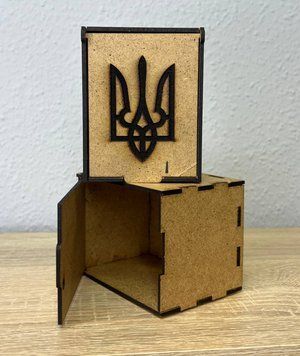 Коробка з дерева з гравіюванням 90*70*67мм D001 фото